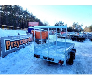 Przyczepy dwuosiowe do 750 kg